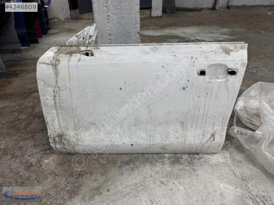 AUDİ A7 SOL ÖN KAPI ORİJİNAL ÇIKMA