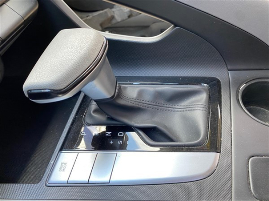 2022 Hyundai Elantra Vites Topuzu Ve Çerçevesi