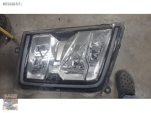 Ford Ford FMax kamyon tır için sağ far çıkma orjinal