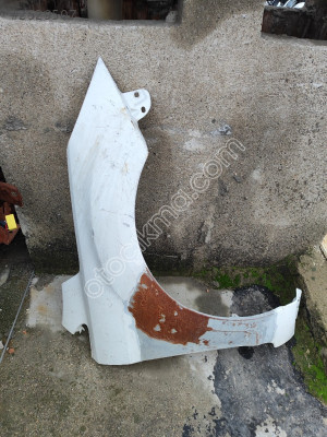 FORD FOCUS 2.5 2008-11 SAĞ ÖN ÇAMURLUK ÇIKMA PARÇA