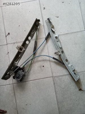 RENAULT Megane II Sag Sol Cam Krikosu