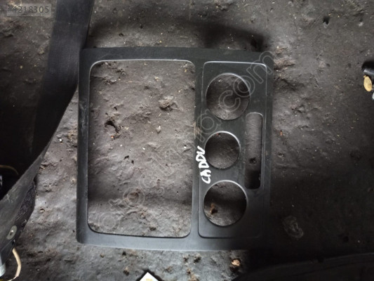 VOLKSWAGEN CADDY TEYP ÇERÇEVESİ