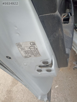 Renault Megane 4 sol ön kapı kilidi