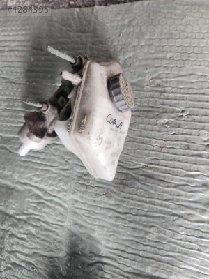 OPEL CORSA-C ÇIKMA ORİJİNAL FREN MERKEZİHİDROLİK YAĞ DEPOSU