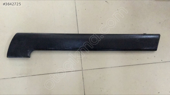 RENAULT R9 SAĞN KAPI DÖŞEME ÜST PLASTİĞİ