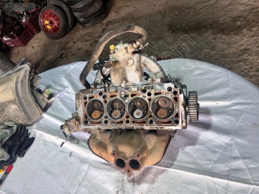 FORD ESCORT 1.6 CL DOLU GARANTİLİ SİLİNDİR KAPAĞI