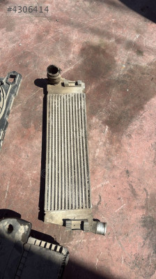 2009 RENAULT MEGANE ÇIKMA ORJİNAL TURBO RADYATÖRÜ