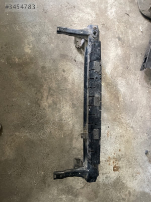 VOLKSWAGEN POLO 11-17 ÖN TAMPON DEMİRİ