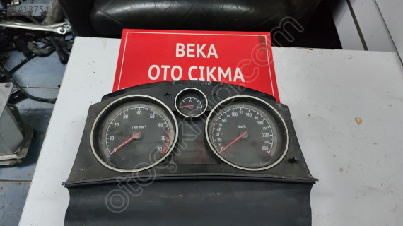 OPEL ASTRA H 1.6 BENZİNLİ GÖSTERGE ÇIKMA ORJİNAL YEDEK PARÇA