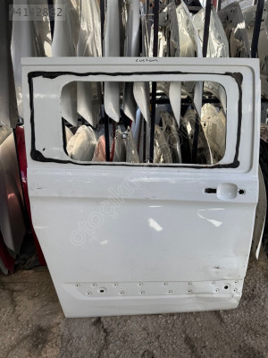 Ford Custom arka sağ sürgülü kapı