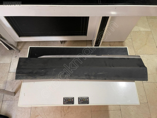 tiguan kapı çitası