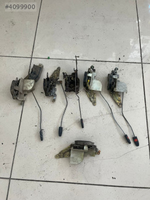 Opel Tigra - Corsa B Sağ Kapı Kilidi