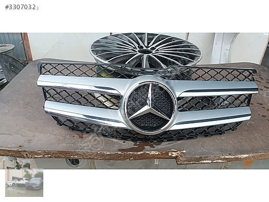 2013 MERCEDES GLK ORJİNAL ÖN PANJUR ÜNALLAR OTO YEDEKPARÇADA