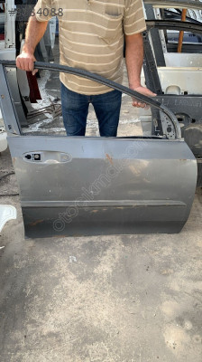 HONDA HRV ÇIKMA SAĞ ÖN KAPI ORJİNAL