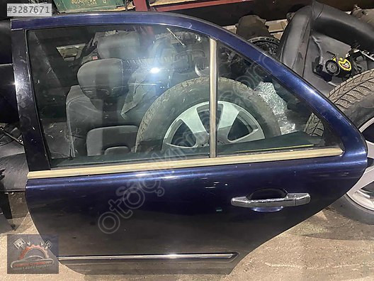 MERCEDES W210 E-SERİSİ ORJİNAL SOL ARKA KAPI HATASIZ
