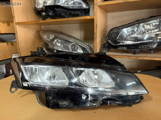 PEUGEOT 408 SAĞ ÖN FAR