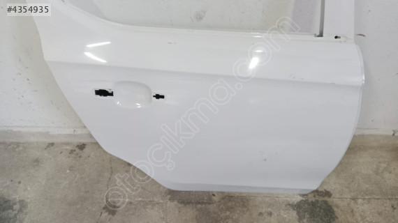 Opel corsa sag arka kapi