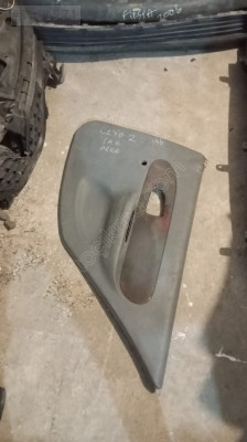RENAULT CLİO 2 ORJİNAL ÇIKMA SAĞ ARKA KAPI DÖŞEMESİ