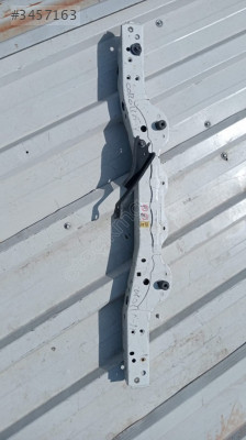 TOYOTA COROLLA ÖN PANEL GÜÇMANLAR