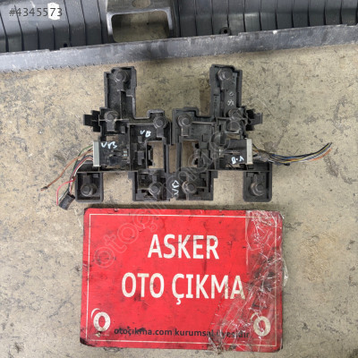 Vectra b sol arka stop duyu magyaçlı kasanın