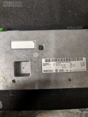 8T0035462 Multimedia Kontrol Modülü A4