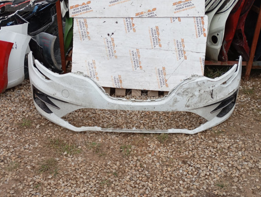 Renault Megane 4 çıkma ön tampon 2016-2020