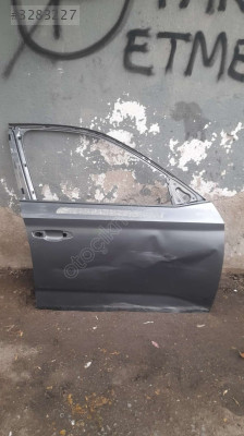 Skoda sağ ön kapı