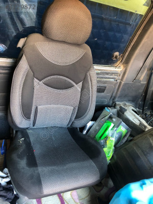 Hyundai H100 Camlı Van Tekli Koltuk
