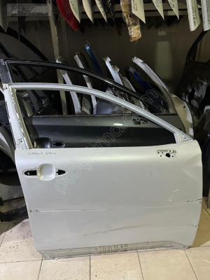COROLLA CROSS SAĞ ÖN KAPI ORJİNAL ÇIKMA