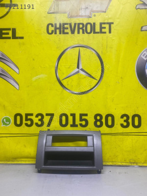 Peugeot 407 Teyp Çerçevesi 9657788777