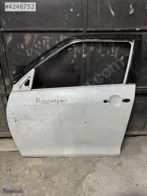 SKODA ROOMSTER SOL ÖN KAPI ORİJİNAL ÇIKMA