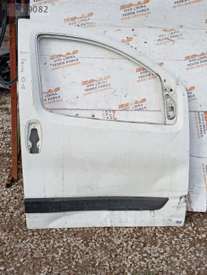 Fiat Fiorino çıkma sağ ön kapı 2010 2018