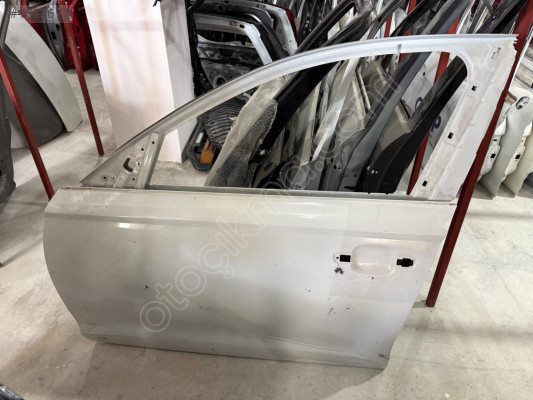 AUDİ A6 2013-18 ÇIKMA ORİJİNAL SOL ÖN KAPI BD2