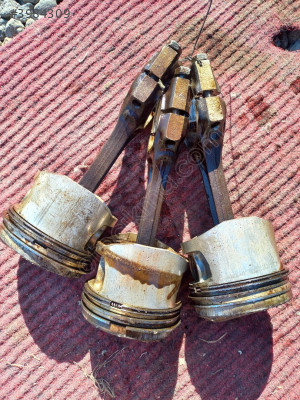 Ford Escort (1.6 8V) Piston / Piston Kolu