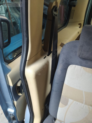 ÇIKMA FORD CONNECT SAĞ ARKA EMNİYET KEMERİ