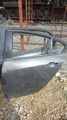 OPEL INSİGNİA SOL ARKA KAPI.OTO ERKAN ÜNYE