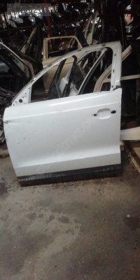 Audi Q3 sol ön kapı çıkma
