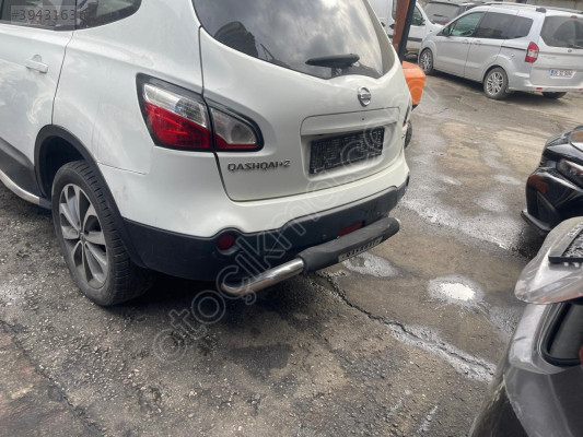 NİSSAN QASHQAI BAGAJ KAPAĞI  2012 MODEL