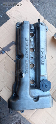 Mazda 323 practica külbütör kapağı
