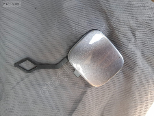 Dacia sendero 3 ceki demir kapak ÖN 511801210R