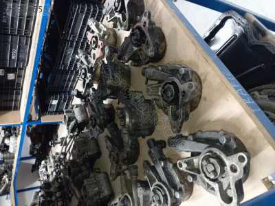 NİSSAN QASHQAİ 2.0 FREN VAKUMU POMPASI