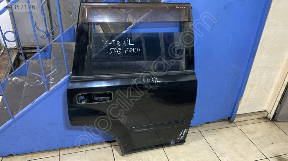 NİSSAN X-TRAİL SAĞ ARKA KAPI