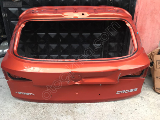 EGEA CROSS BAGAJ KAPAK ORJİNAL ÇIKMA