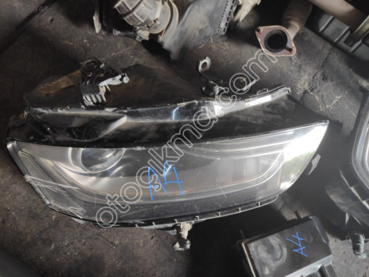 AUDİ A4 2.0 DİZEL 2013 SAĞ SOL FAR