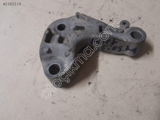FORD FİESTA BENZİNLİ MOTOR TAKOZ AYAĞI