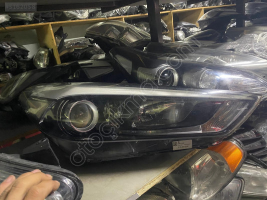 HYUNDAI TUCSON SAĞ FAR