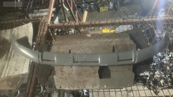 81A807110B 2016-2020 audi Q2 ön tampon alt spoyler