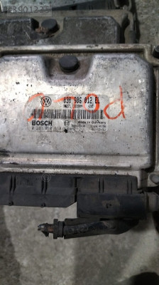 Volkswagen Polo 038 906 012 EL 038906012EL Bosch