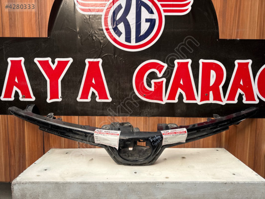 Toyota corolla ön panjur 2019 2023