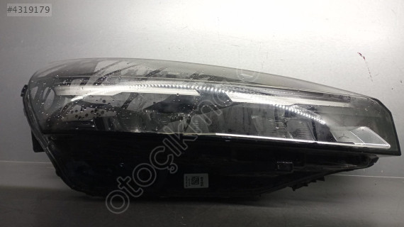 RENAULT CLIO 5.5 ORJİNAL ÇIKMA SAĞ FAR